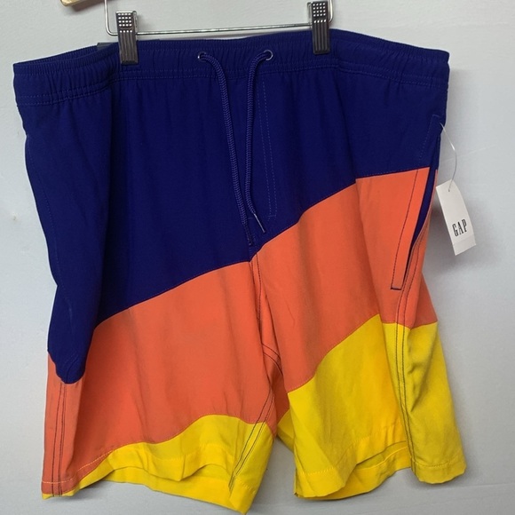 GAP Colorbloc Swim Shorts - Picture 4 of 10